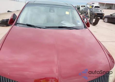 2014 Lincoln Mkt Ecoboost z USA, uszkodzony, nr VIN 2LMHJ5AT3EBL50797